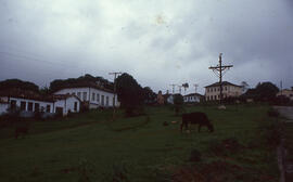 Praça junto à Igreja de Sant’Ana