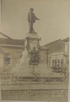 Estátua de Carlos Gomes