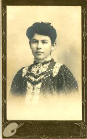 Laura [Correa Mello]