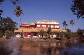 [Palácio Real de Bang Pa-In]