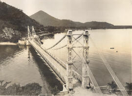 Ponte sobre o canal (ligando a Praia Grande)