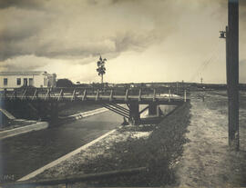 [Ponte sobre o rio Tamanduateí]