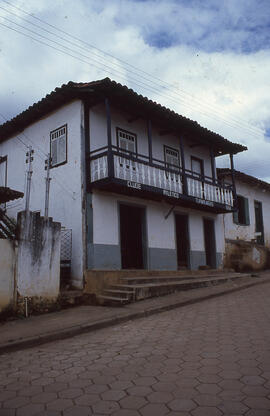 Casa à Rua [Cacaratiba]